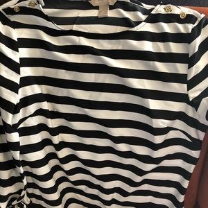 Banana Republic black and white shirt